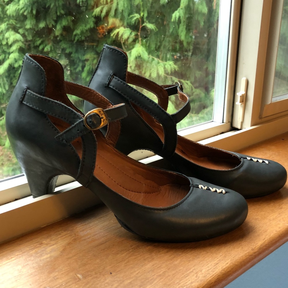 CUTE Sergio Tomani heels!